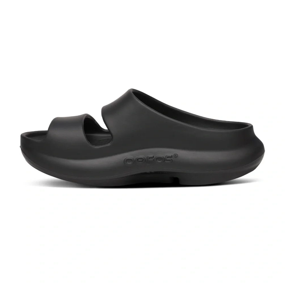 OOFOS • Ooyeah Black Slide Sandals - Picture 7 of 10
